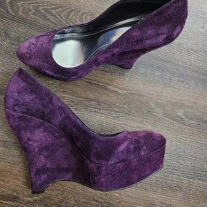 BCBG BCBGeneration Heels Sz 9M Carleen Dress Platform Wedge Pumps Purple Suede